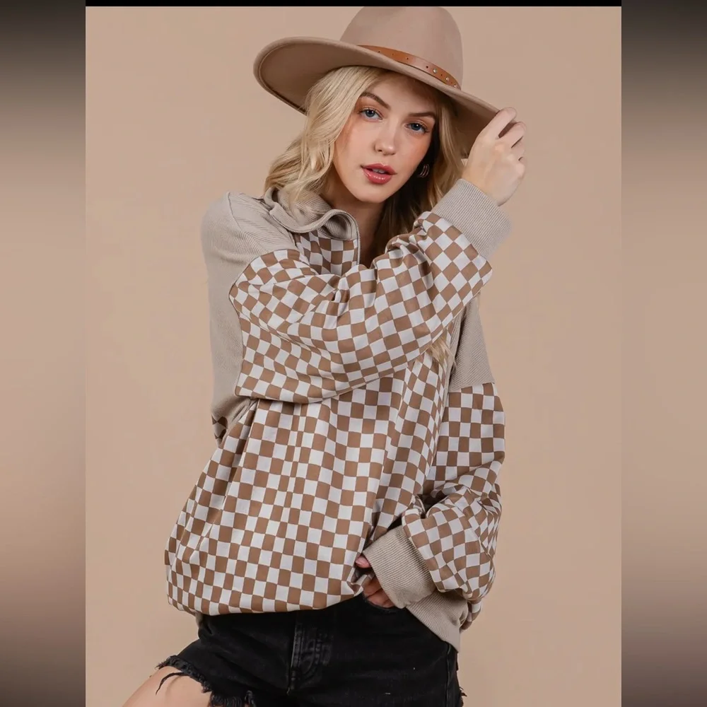 ShopEvelynne Checkered Brown and Cream Sweatshirt - Picture 1 of 4